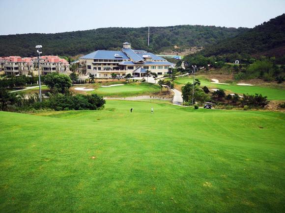 大连红旗谷/西郊/夏丽·4球4晚 - 全国335座高尔夫球场实时预订-高球爱好者一站式订场平台