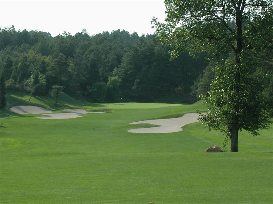 贵阳高尔夫·1球1晚 - 高尔夫1球1晚特惠套票-星际高球联盟精选旅游套餐