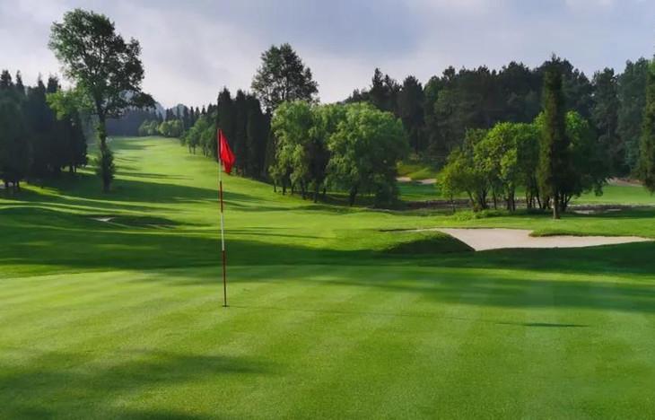 贵阳乐湾/贵高·2球1晚 - 高尔夫1球1晚特惠套票-星际高球联盟精选旅游套餐