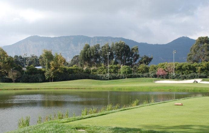 昆明滇池/阳光·2球1晚 - 星际高球联盟-中国精英人士高尔夫旅游度假实景