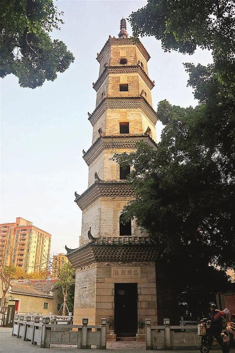 凤凰山 - 全国335座高尔夫球场实时预订-高球爱好者一站式订场平台