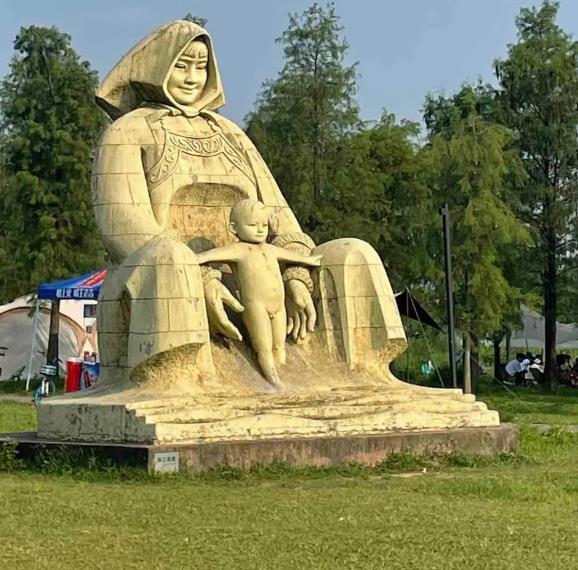 梁明诚雕塑园 - 高尔夫1球1晚特惠套票-星际高球联盟精选旅游套餐