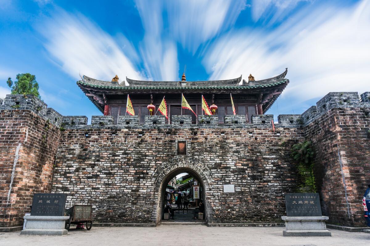 大鹏所城 - 高尔夫1球1晚特惠套票-星际高球联盟精选旅游套餐