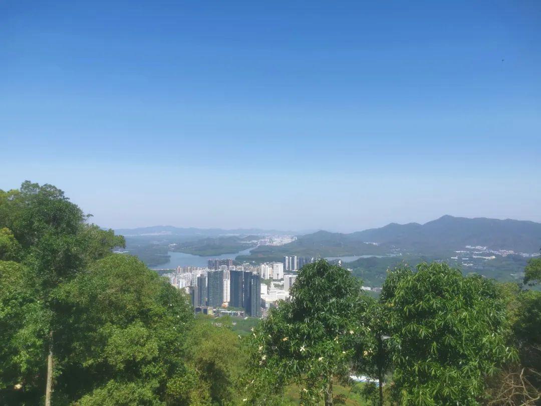 塘朗山公园 - 全国335座高尔夫球场实时预订-高球爱好者一站式订场平台