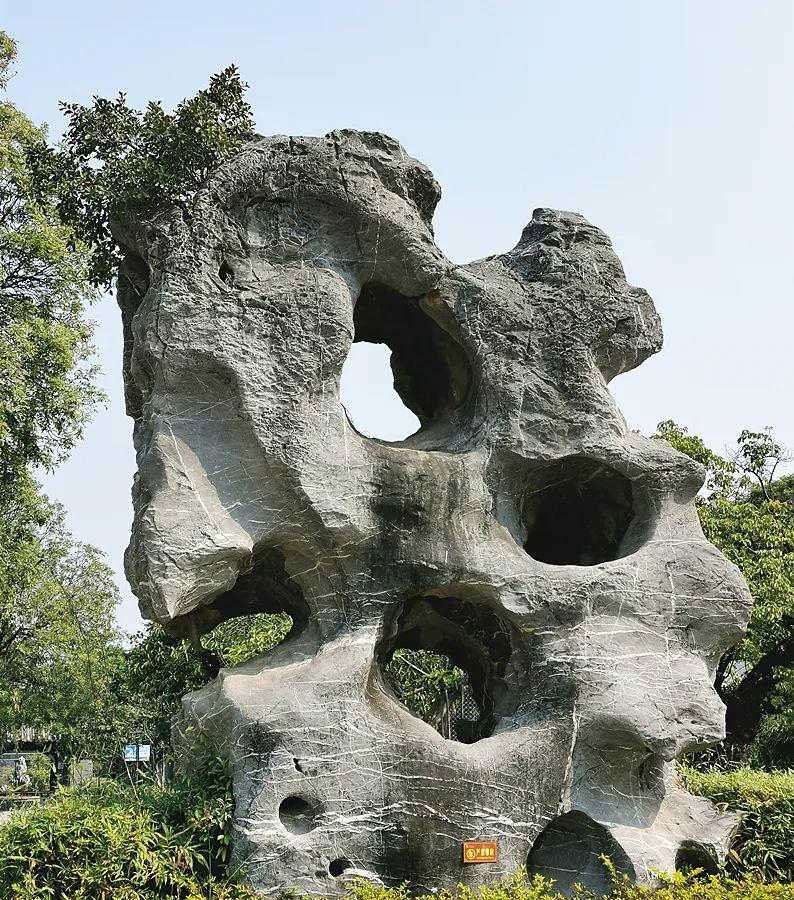 粤晖园 - 阳江保利银滩高尔夫套票-海滨高尔夫旅游1球1晚套餐