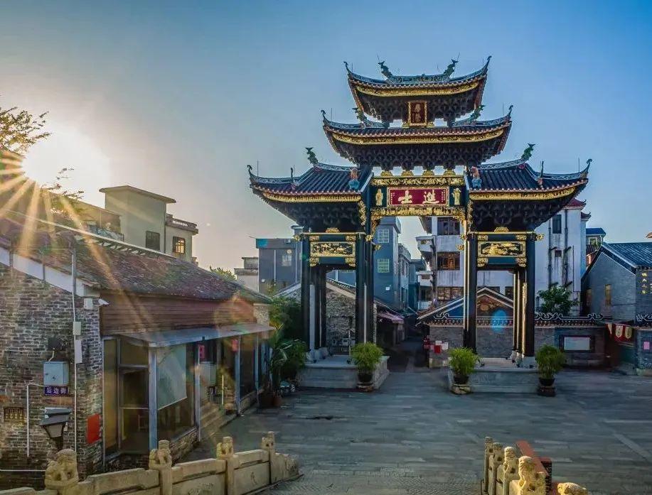 逢简水乡 - 高尔夫1球1晚特惠套票-星际高球联盟精选旅游套餐