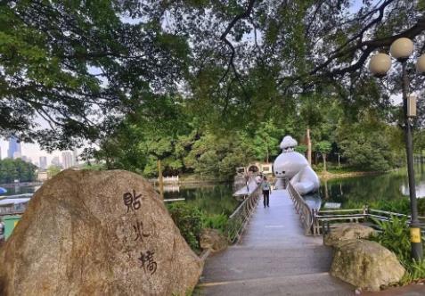 东山湖公园 - 全国335座高尔夫球场实时预订-高球爱好者一站式订场平台