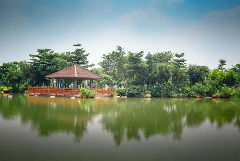 半月岛湿地公园 - 高尔夫1球1晚特惠套票-星际高球联盟精选旅游套餐