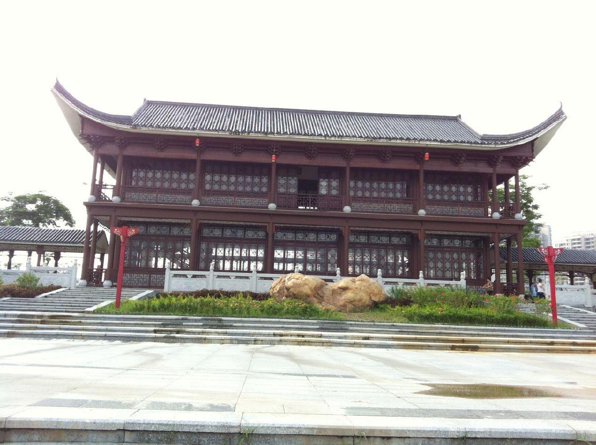飞来湖湿地公园 - 全国335座高尔夫球场实时预订-高球爱好者一站式订场平台