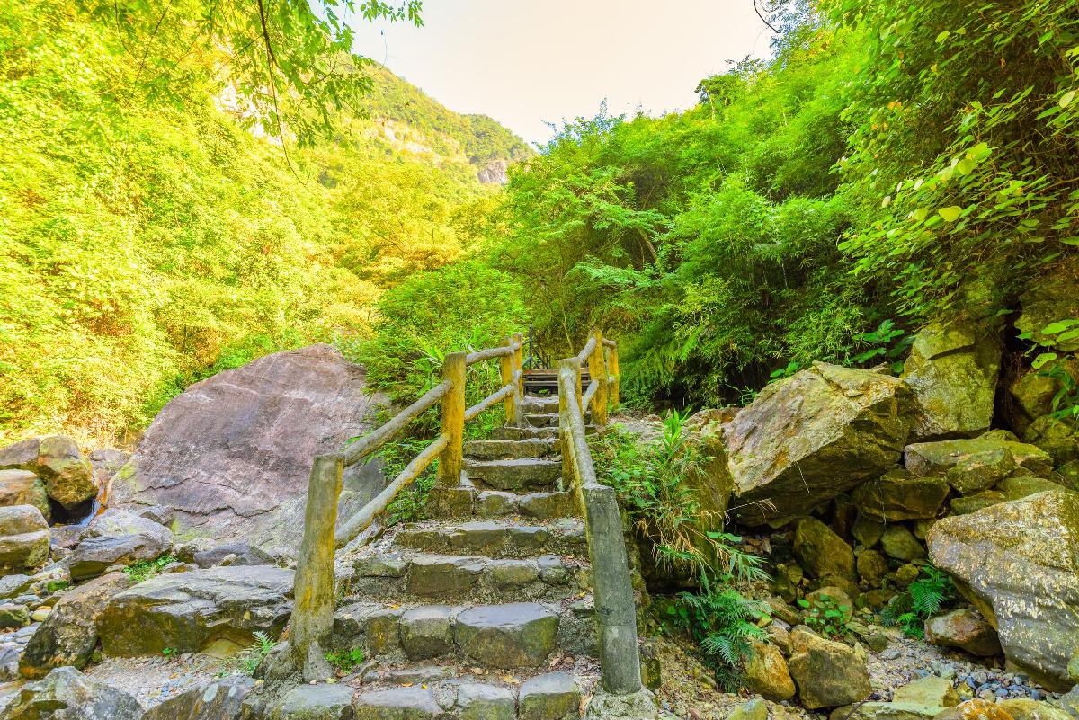 英德天门沟景区 - 海口观澜湖高尔夫球场预订-海南高尔夫旅游攻略推荐