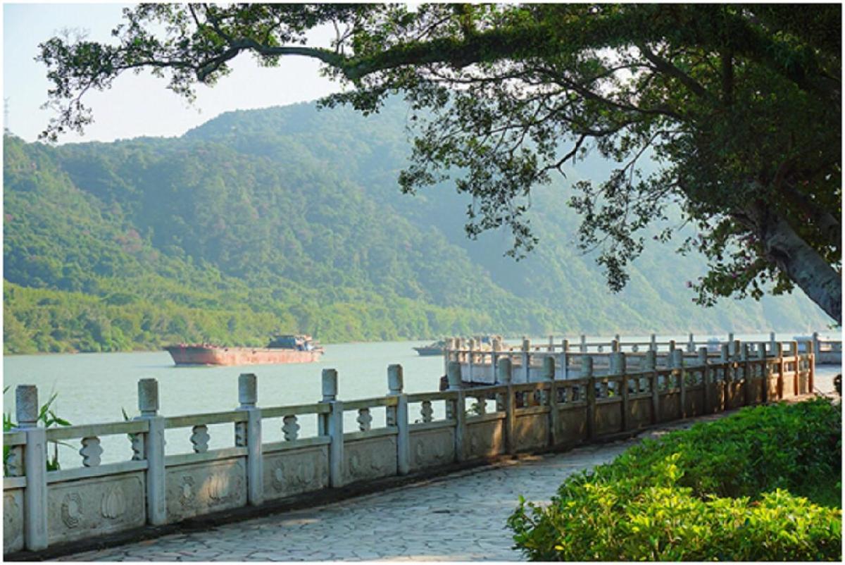 飞霞山市民公园 - 高尔夫1球1晚特惠套票-星际高球联盟精选旅游套餐