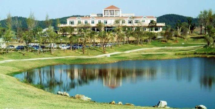 南京太阳岛/银杏湖·2球1晚 - 海口观澜湖高尔夫球场预订-海南高尔夫旅游攻略推荐
