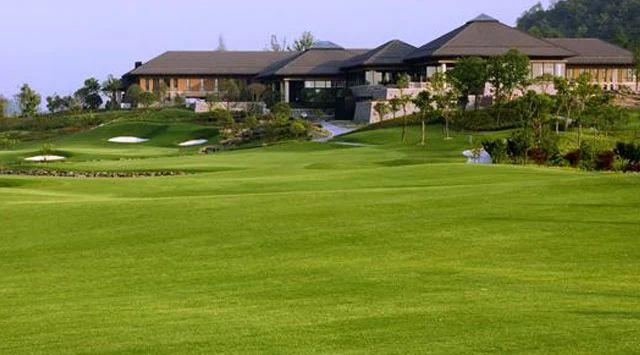 绍兴会稽山·1球1晚 - 阳江保利银滩高尔夫套票-海滨高尔夫旅游1球1晚套餐