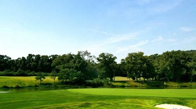 江阴龙涛/张家港双山·2球1晚 - 全国335座高尔夫球场实时预订-高球爱好者一站式订场平台