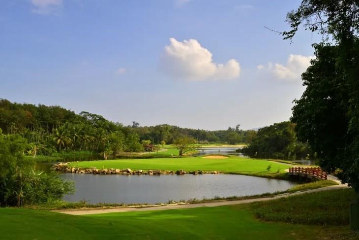 万宁兴隆橡树林/神州半岛·2球2晚 - 海口观澜湖高尔夫球场预订-海南高尔夫旅游攻略推荐
