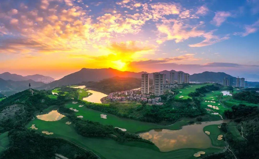 惠州候鸟/棕榈岛·2球1晚 - 高尔夫1球1晚特惠套票-星际高球联盟精选旅游套餐