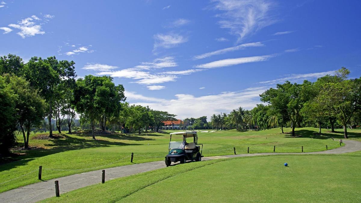 马来西亚沙巴丝绸港湾·1球1晚 - 阳江保利银滩高尔夫套票-海滨高尔夫旅游1球1晚套餐