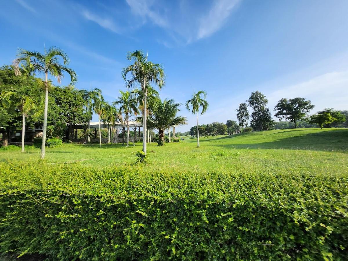 春武里布拉法高尔夫球会 - 高尔夫1球1晚特惠套票-星际高球联盟精选旅游套餐