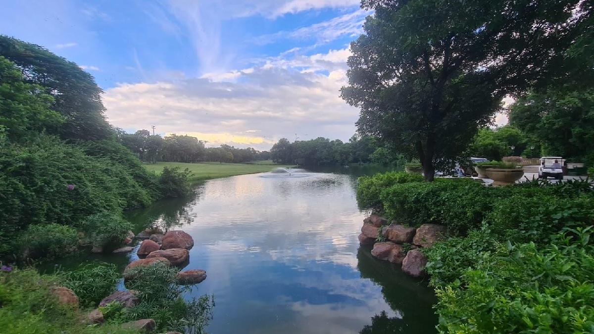 古尔冈DLF高尔夫球会 - undefined