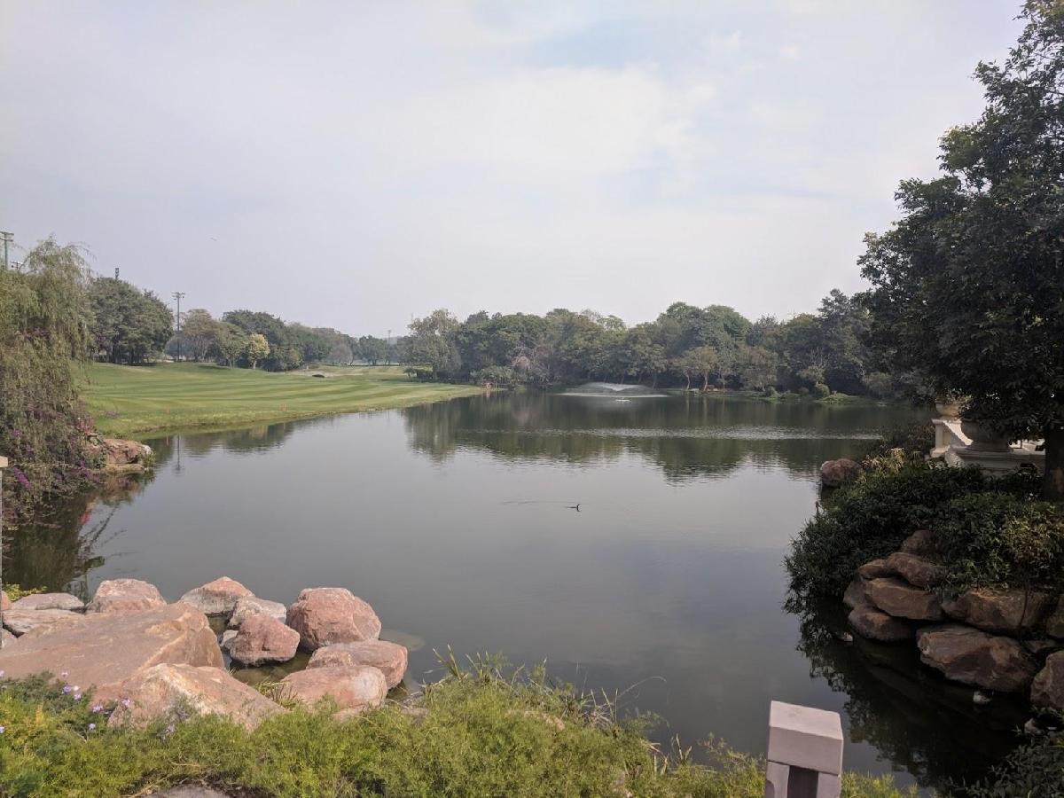 古尔冈DLF高尔夫球会 - undefined