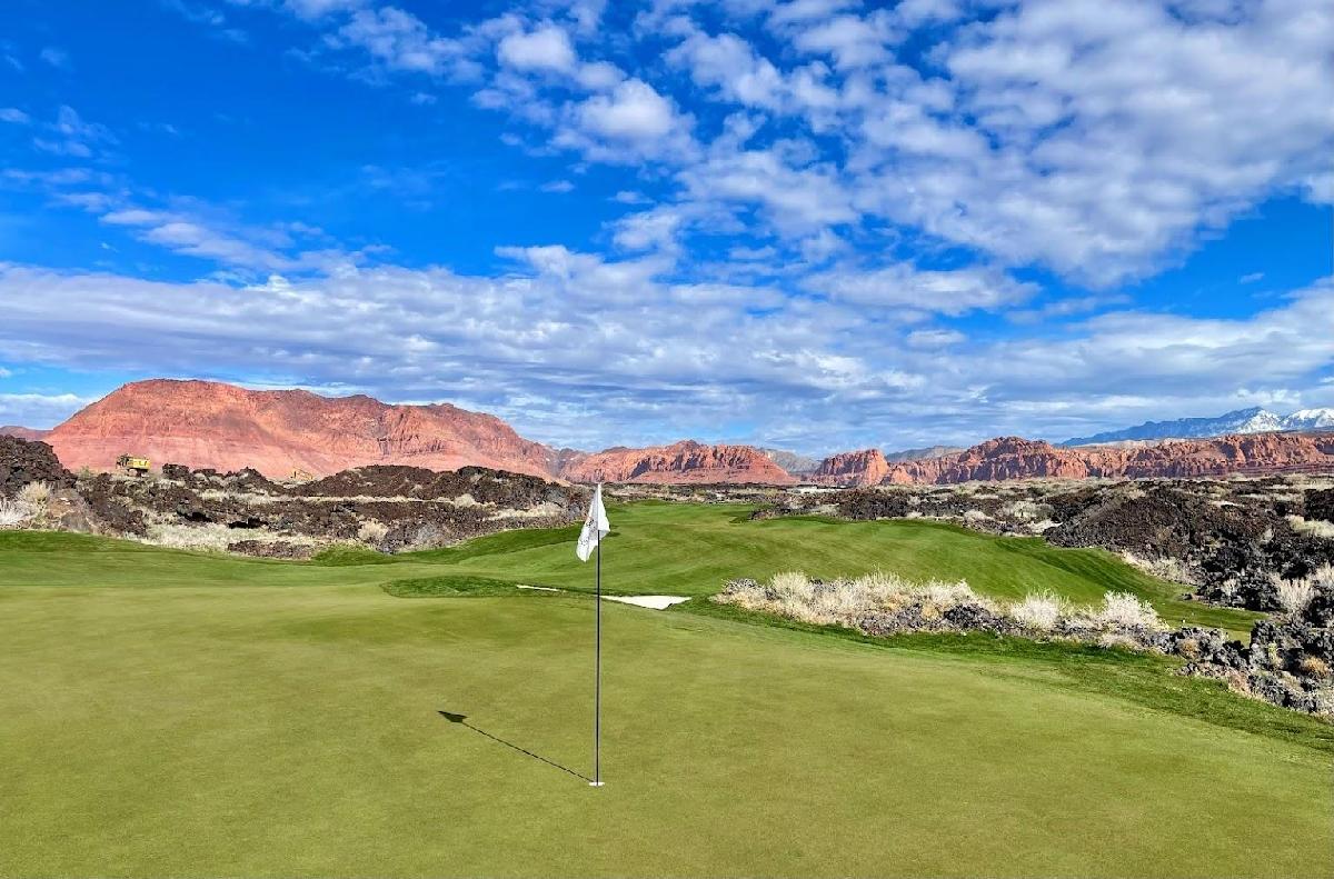 犹他州黑色沙漠·1球1晚 - 全国335座高尔夫球场实时预订-高球爱好者一站式订场平台