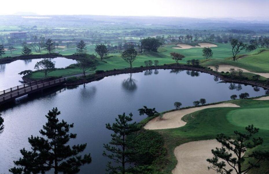 济州岛黑石/吾罗/爱威利斯·3球3晚 - 高尔夫1球1晚特惠套票-星际高球联盟精选旅游套餐