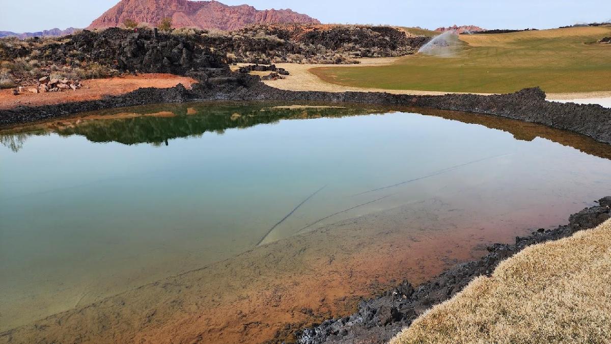 犹他州黑色沙漠·1球1晚 - 海口观澜湖高尔夫球场预订-海南高尔夫旅游攻略推荐