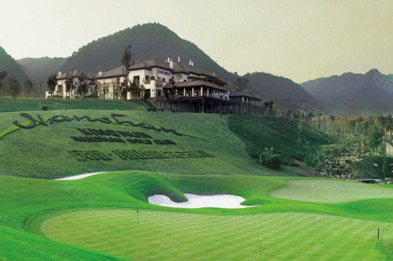 重庆保利/庆隆·2球1晚 - 深圳观澜湖高尔夫订场服务-广东专业高尔夫预订平台