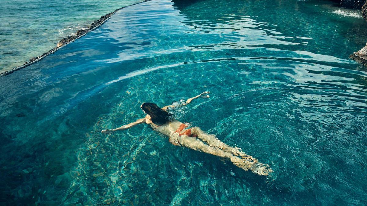 斐济COMO劳卡拉私人岛·1球1晚 - undefined