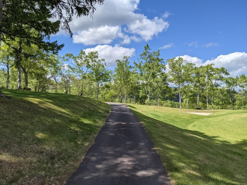 铃兰高原·2球2晚 - 全国335座高尔夫球场实时预订-高球爱好者一站式订场平台