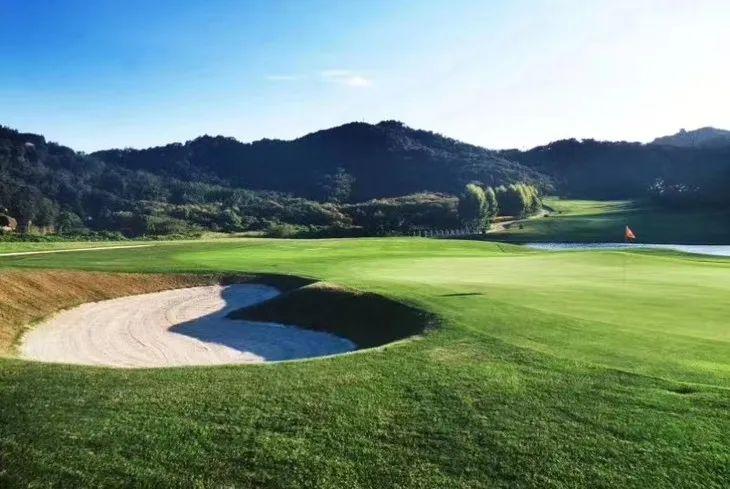 潮汕高尔夫·1球1晚 - 高尔夫1球1晚特惠套票-星际高球联盟精选旅游套餐