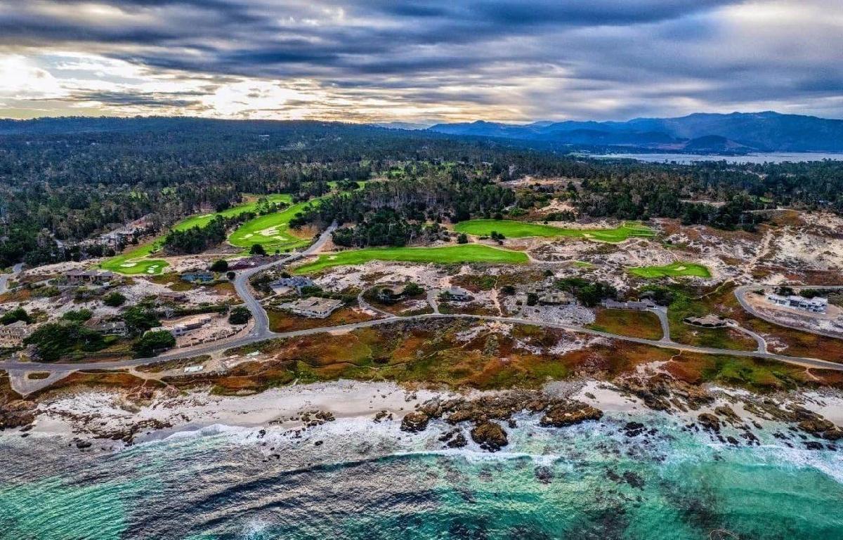 美国加州圆石滩/西班牙湾·2球2晚 - 全国335座高尔夫球场实时预订-高球爱好者一站式订场平台