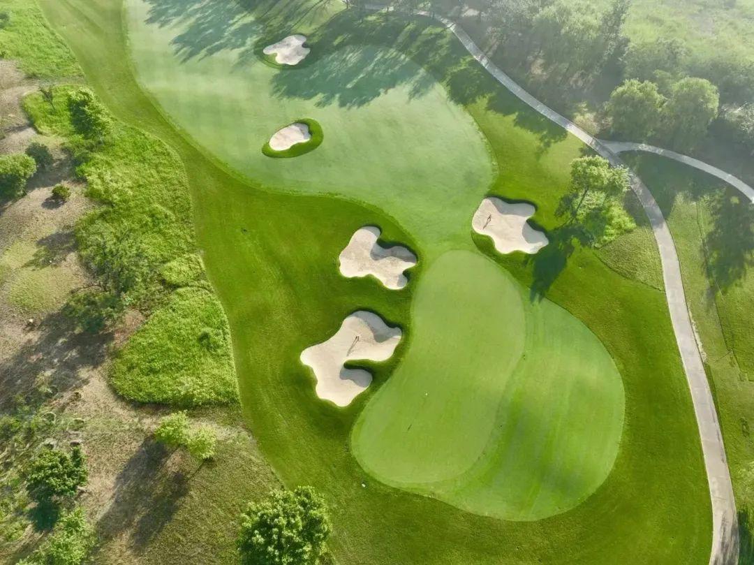 天津团泊湖/27人·2球1晚 - 深圳观澜湖高尔夫订场服务-广东专业高尔夫预订平台