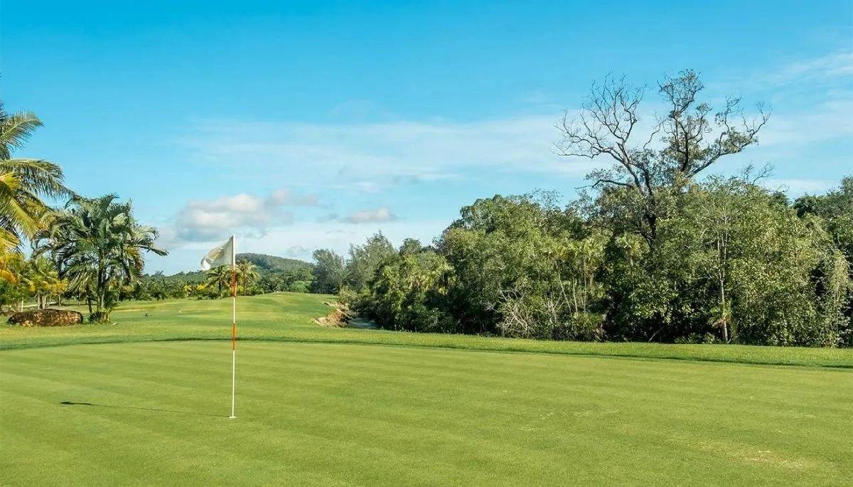 泰国普吉岛棕榈湖/红山/观澜湖·3球4晚 - undefined