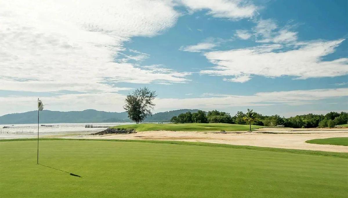 泰国普吉岛棕榈湖/红山/观澜湖·3球4晚 - undefined