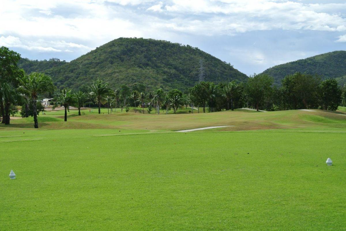 泰国华欣大华溪/海松/华欣皇家·3球4晚 - undefined