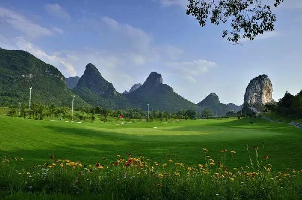 桂林山水·1球1晚-球位预订与旅游套餐