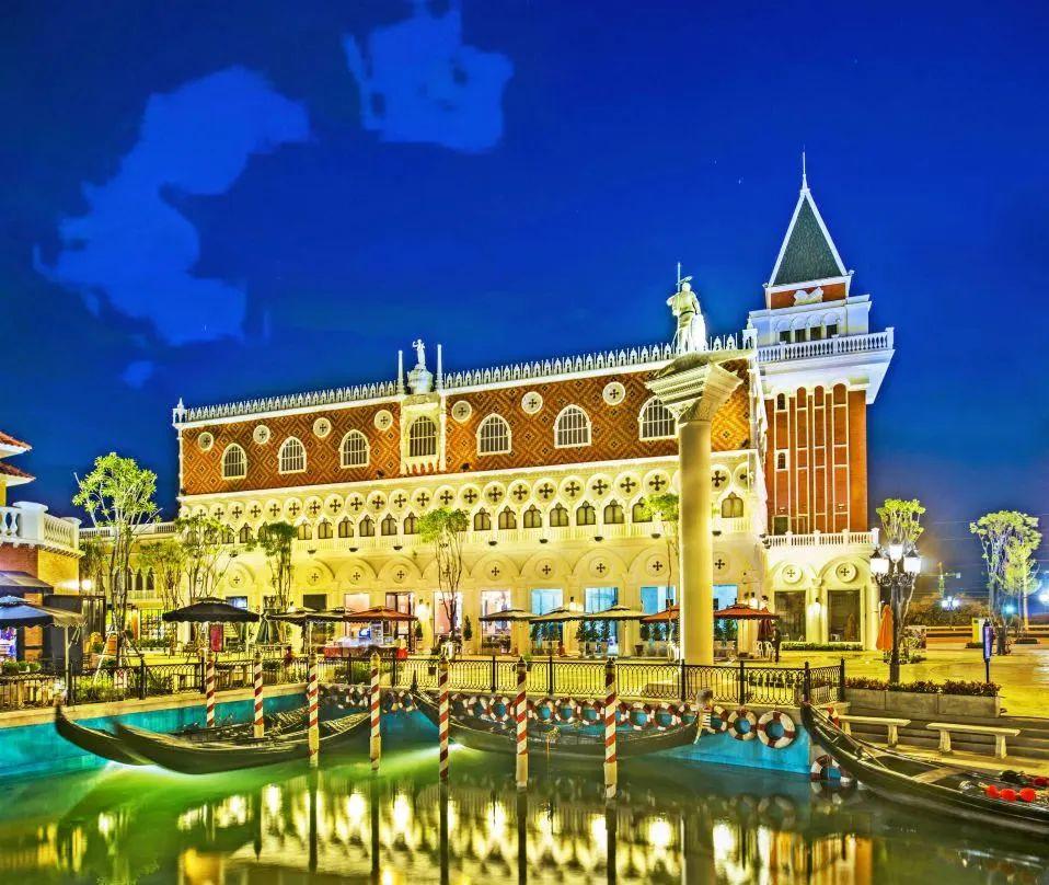 泰国华欣斯普林菲尔德/凤梨谷/黑山/曼谷苏旺·4球5晚 - undefined