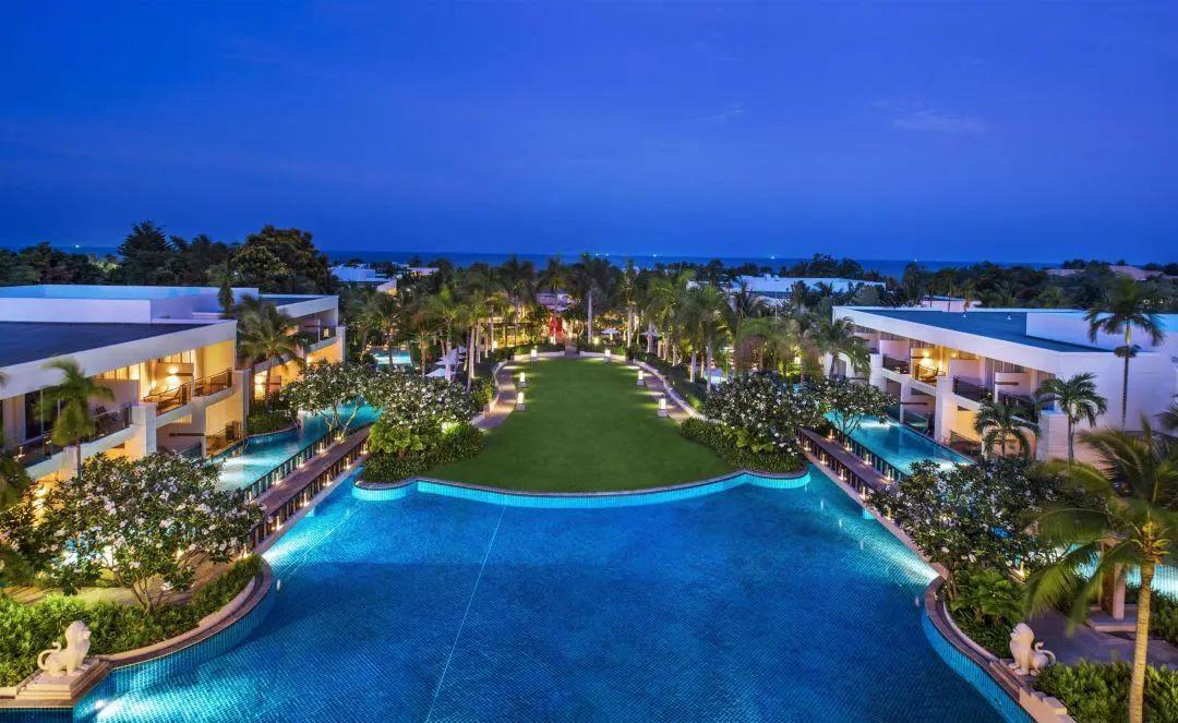 泰国华欣斯普林菲尔德/凤梨谷/黑山/曼谷苏旺·4球5晚 - undefined