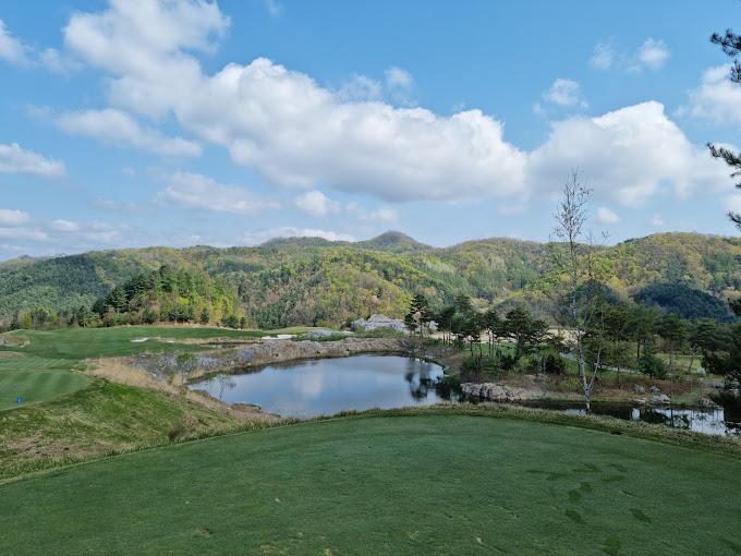 韩国首尔卡斯卡迪亚/索诺菲利斯/呼啸石·3球4晚 - 海口观澜湖高尔夫球场预订-海南高尔夫旅游攻略推荐