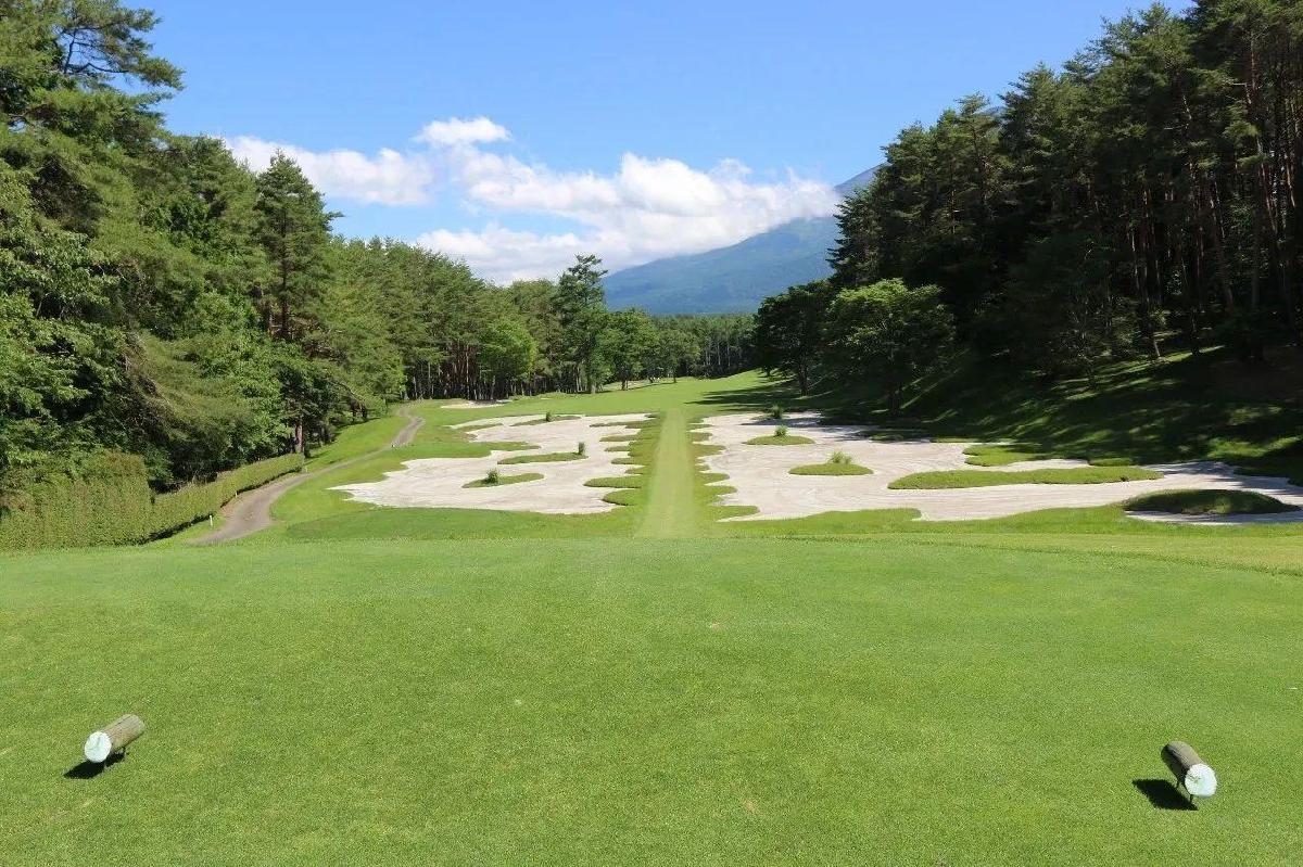 日本富士樱乡村/鸣泽/相武乡村·3球4晚 - 深圳观澜湖高尔夫订场服务-广东专业高尔夫预订平台