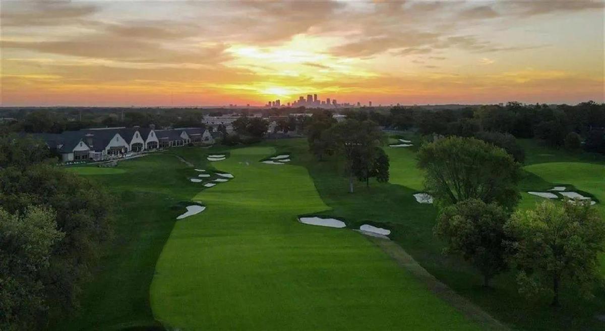 日本松湖/有马皇家/黄金谷/大阪·4球4晚 - undefined