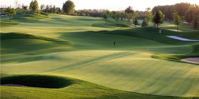 四川麓山·1球1晚 - 高尔夫1球1晚特惠套票-星际高球联盟精选旅游套餐