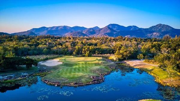 泰国华欣棕榈山/湖景/春田皇家·3球4晚 - undefined