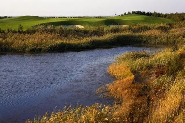 松江团泊湖·2球1晚 - 深圳观澜湖高尔夫订场服务-广东专业高尔夫预订平台