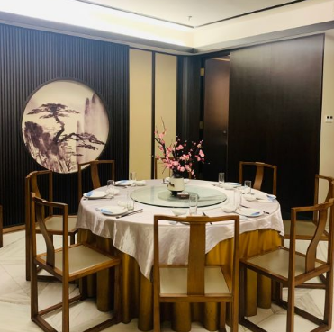 枫二酒楼 - 全国335座高尔夫球场实时预订-高球爱好者一站式订场平台