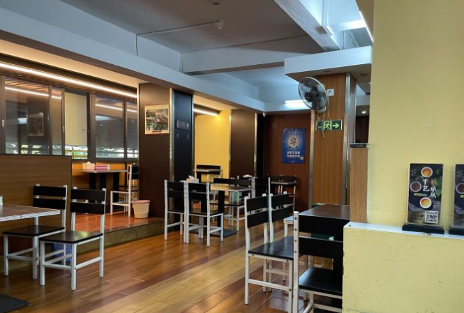 潮镇老尾牛杂（环城西路店） - 全国335座高尔夫球场实时预订-高球爱好者一站式订场平台