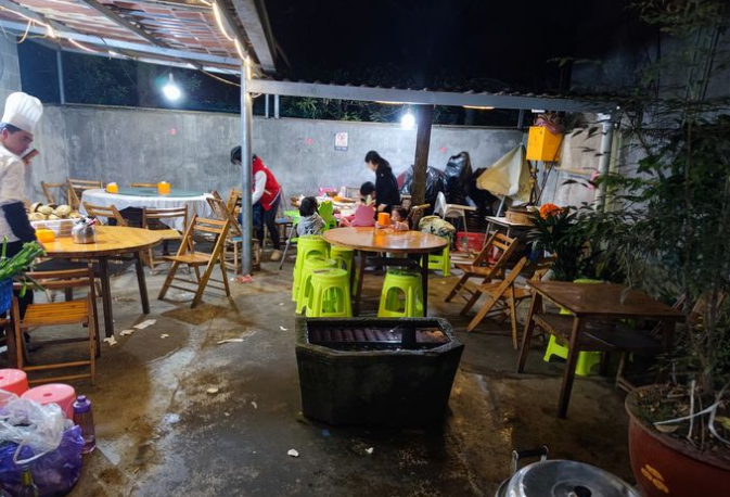 何记土菜馆 - 全国335座高尔夫球场实时预订-高球爱好者一站式订场平台