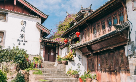 丽江古城 - 全国335座高尔夫球场实时预订-高球爱好者一站式订场平台