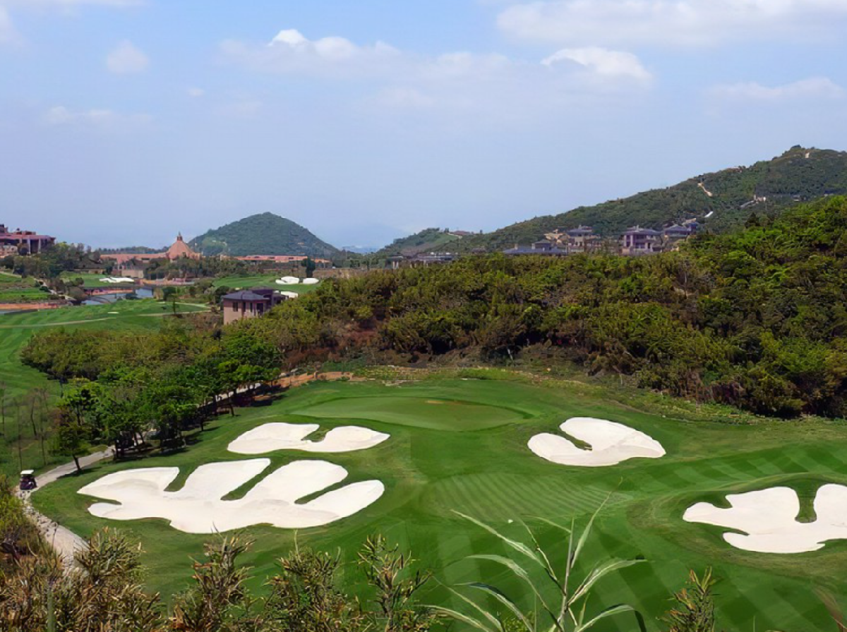 深圳云海谷·1球1晚 - 全国335座高尔夫球场实时预订-高球爱好者一站式订场平台